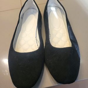 Women's flats
